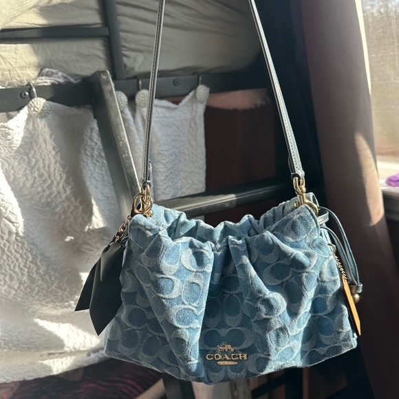 Coach Handbags - 🩵 COACH Faye Denim Shoulder Bag 🩵
